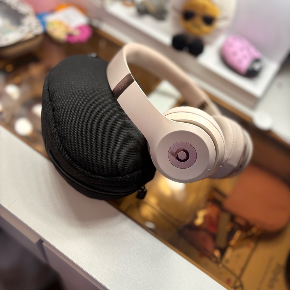 Beats by Dre Over-Ear Headphones - Cream and Black